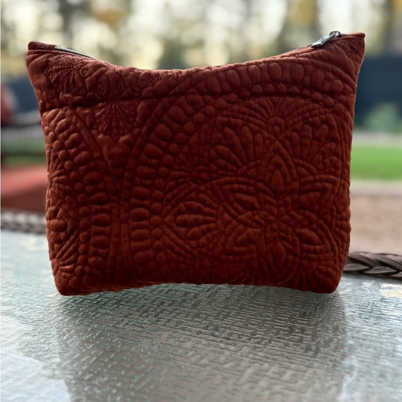 Elegant Quilted Terracotta Bag - Picture 2 of 6